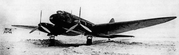 Дальний бомбардировщик Ер-2 i_012.jpg