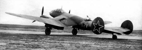 Дальний бомбардировщик Ер-2 i_046.jpg