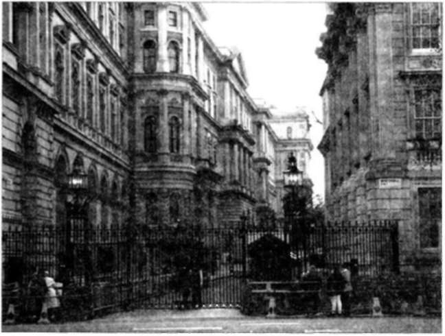 Измененное состояние. История экстази и рейв-культуры i_047.jpg