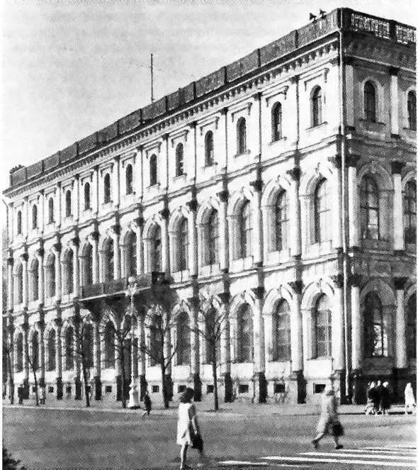 Архитектура Петербурга середины XIX века i_043.jpg