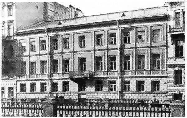 Архитектура Петербурга середины XIX века i_107.jpg