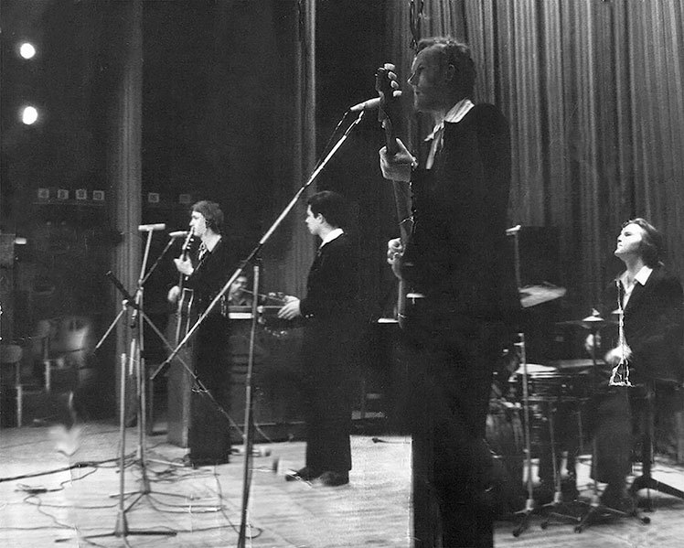 Популярная музыка в Ленинграде – Петербурге. 1965–2005. Том 2 i_037.jpg