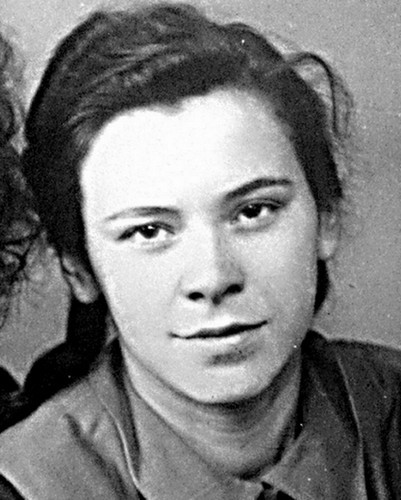 Детская книга войны - Дневники 1941-1945 PoslePobedypovzroslevshajaTanja.jpg