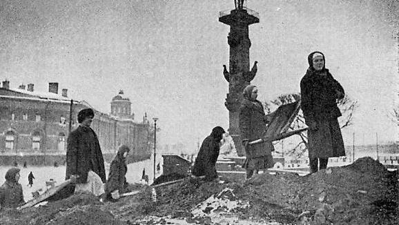 Детская книга войны - Дневники 1941-1945 Vpervujublokadnuju.jpg