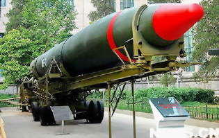 Оружие современных войн. Боеприпасы, системы управляемого вооружения и меры противодействия их применению i_089.jpg