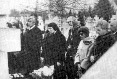 По обе стороны океана (сборник) i_013.jpg
