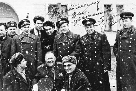 Полное собрание сочинений. Том 2. С Юрием Гагариным _63.jpg