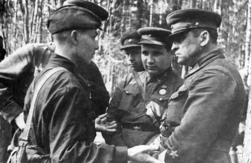 Неизвестные солдаты. Сражения на внешнем фронте блокады Ленинграда i_048.jpg