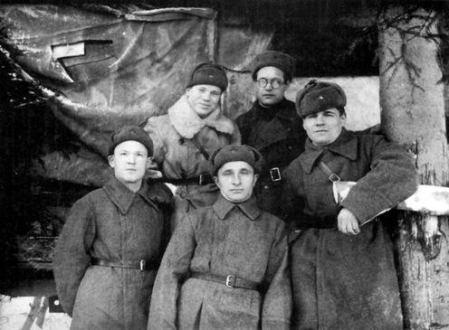Неизвестные солдаты. Сражения на внешнем фронте блокады Ленинграда i_063.jpg