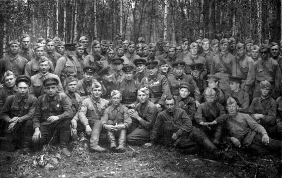 Неизвестные солдаты. Сражения на внешнем фронте блокады Ленинграда i_066.jpg