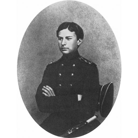 Повести. Очерки. Воспоминания i_005.jpg