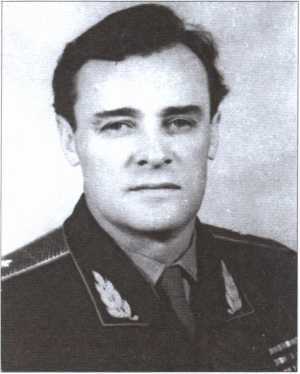Начальник внешней разведки. Спецоперации генерала Сахаровского i_007.jpg