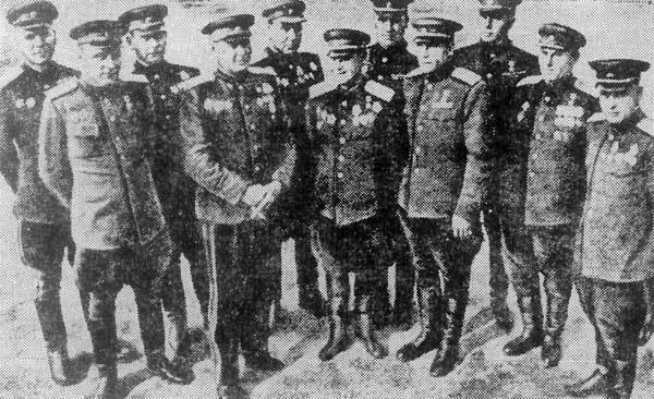 Гвардейцы в боях _24.jpg