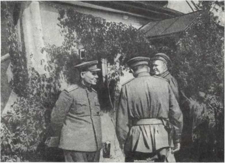 История Украинской ССР в десяти томах. Том восьмой img_113.jpg