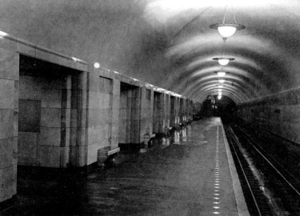 Сталинское метро. Исторический путеводитель i_063.jpg