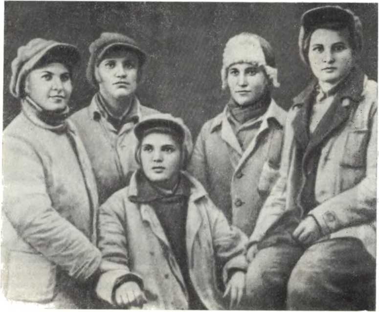 История Украинской ССР в десяти томах. Том седьмой img_45.jpg