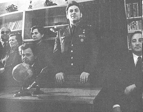 Родина крылья дала imgEF29.jpg