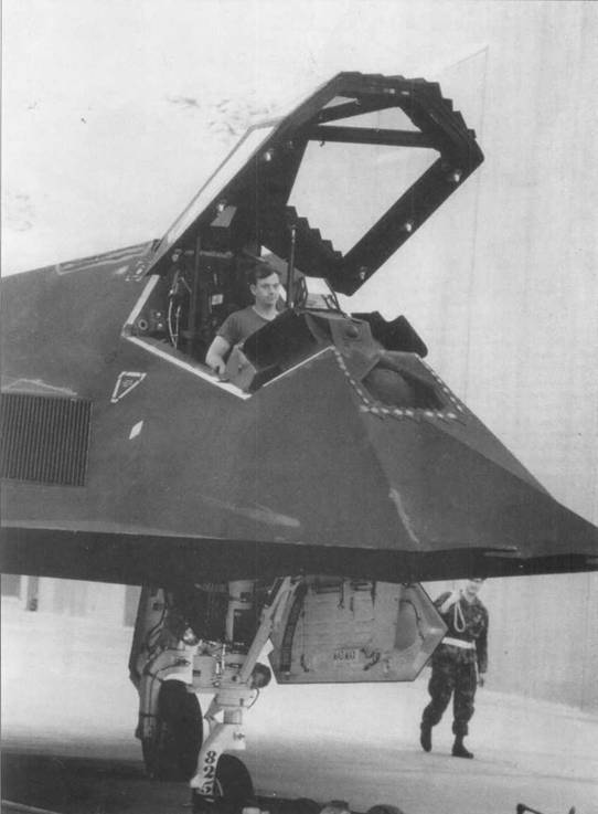 F-117 Nighthawk pic_144.jpg