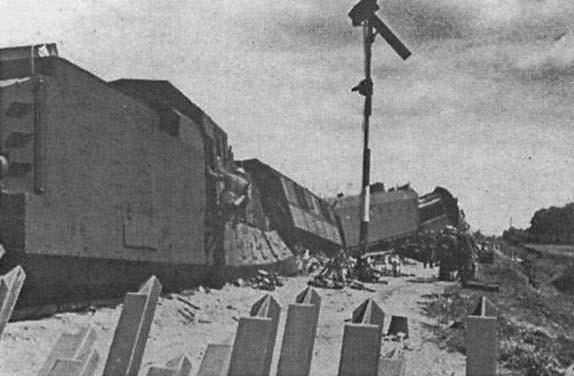 Крепости на колесах: История бронепоездов i_102.jpg