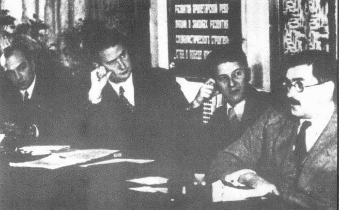 Сталин и бомба. Советский Союз и атомная энергия. 1939-1956 i_013.jpg