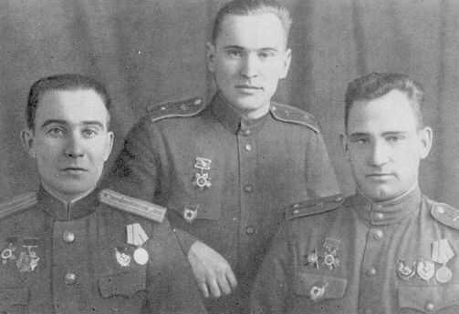 Партизаны принимают бой i_045.jpg