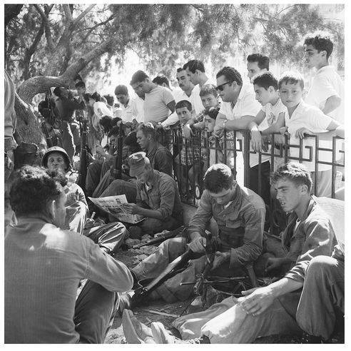 The Arabs: A History _43.jpg