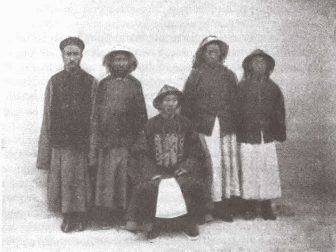 В сердце Азии. Памир — Тибет — Восточный Туркестан. Путешествие в 1893–1897 годах i_012.jpg