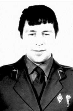 От солдата до генерала. Воспоминания о войне i_032.jpg