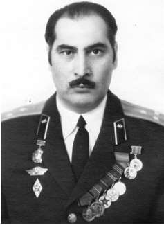 От солдата до генерала. Воспоминания о войне i_050.jpg