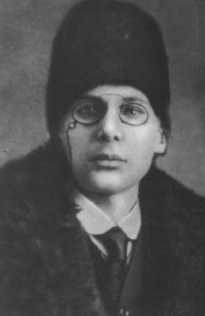 Голоса Серебряного века. Поэт о поэтах i_013.jpg
