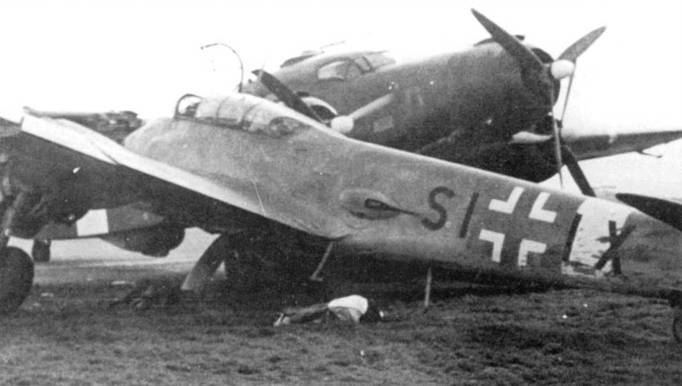 Messershmitt Me 210/410 pic_30.jpg
