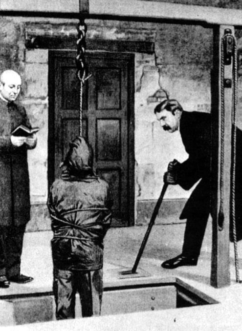 Смертная казнь. История и виды высшей меры наказания от начала времен до наших дней i_183.jpg