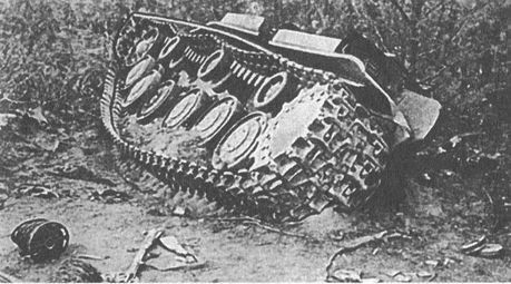 Черный крест и красная звезда. Воздушная война над Россией. 1941–1944 i_010.jpg
