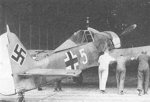 Черный крест и красная звезда. Воздушная война над Россией. 1941–1944 i_061.jpg