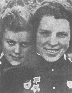 Черный крест и красная звезда. Воздушная война над Россией. 1941–1944 i_103.jpg