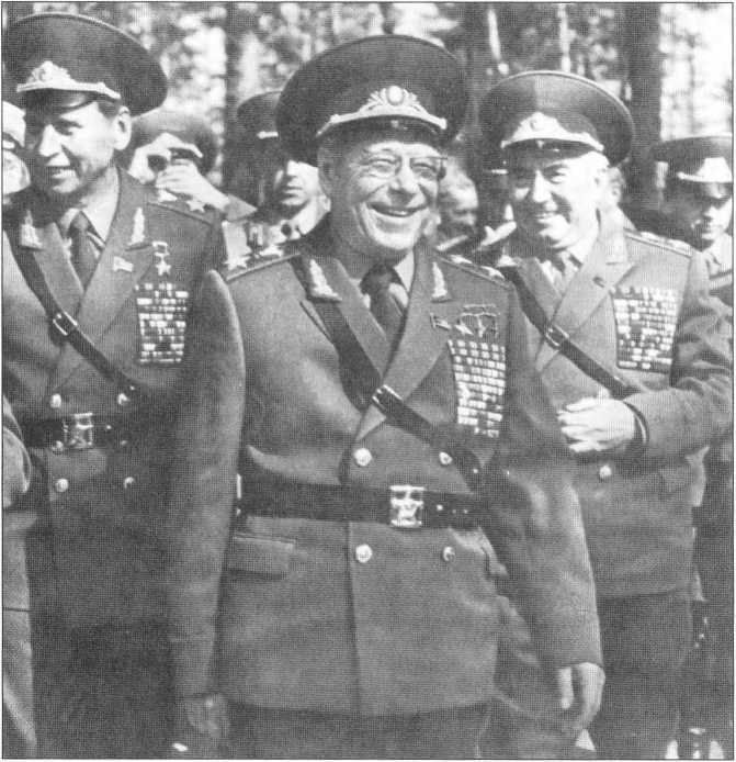 Маршалы Советского Союза. Личные дела рассказывают image47.jpg