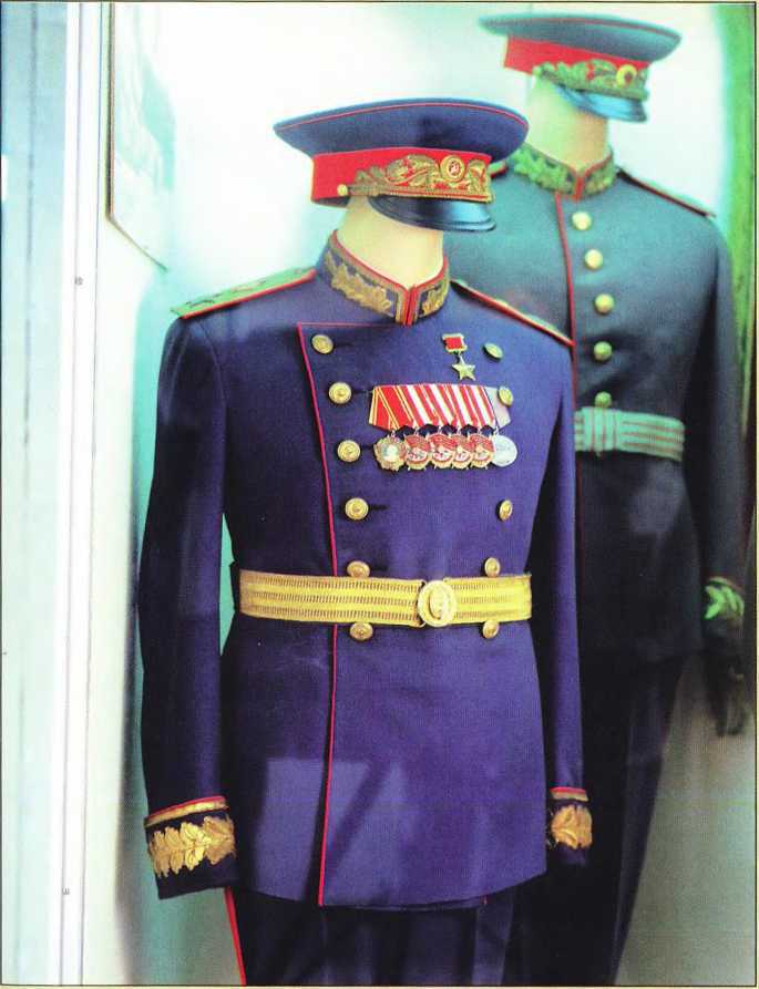 Маршалы Советского Союза. Личные дела рассказывают image62.jpg