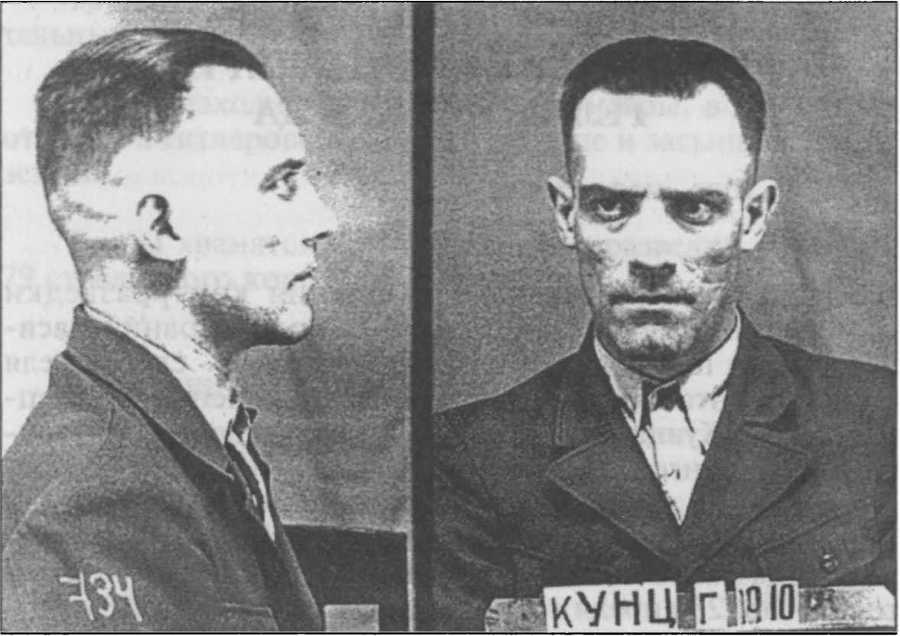 Агония и смерть Адольфа Гитлера _6.jpg