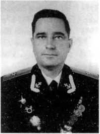 Адмиралы и генералы Военно-морского флота СССР: 1946-1960 _242.jpg