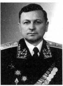 Адмиралы и генералы Военно-морского флота СССР: 1946-1960 _253.jpg
