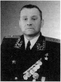 Адмиралы и генералы Военно-морского флота СССР: 1946-1960 _258.jpg