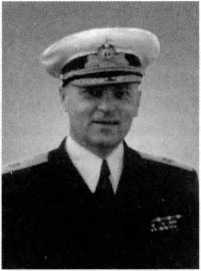 Адмиралы и генералы Военно-морского флота СССР: 1946-1960 _264.jpg