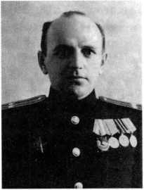 Адмиралы и генералы Военно-морского флота СССР: 1946-1960 _277.jpg