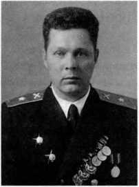 Адмиралы и генералы Военно-морского флота СССР: 1946-1960 _285.jpg