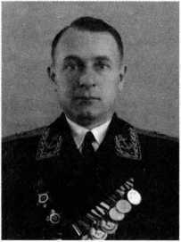 Адмиралы и генералы Военно-морского флота СССР: 1946-1960 _286.jpg