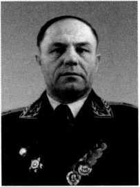 Адмиралы и генералы Военно-морского флота СССР: 1946-1960 _297.jpg