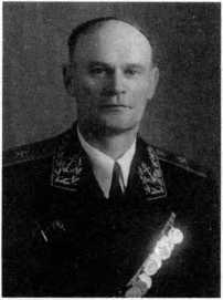 Адмиралы и генералы Военно-морского флота СССР: 1946-1960 _298.jpg