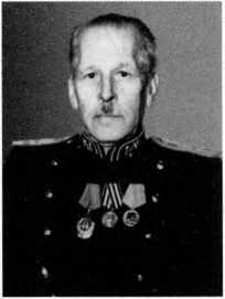Адмиралы и генералы Военно-морского флота СССР: 1946-1960 _305.jpg
