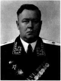 Адмиралы и генералы Военно-морского флота СССР: 1946-1960 _306.jpg