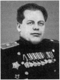 Адмиралы и генералы Военно-морского флота СССР: 1946-1960 _327.jpg